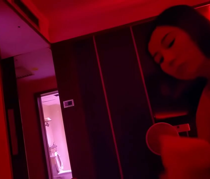 Revealing the Sexy Side of Your Favorite Panda Scout - A JAV Masterclass in Hand Cannon Artistry