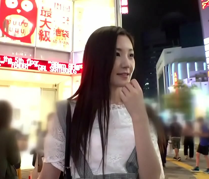 Experience the Luscious Reina Mizuki in Full HD!