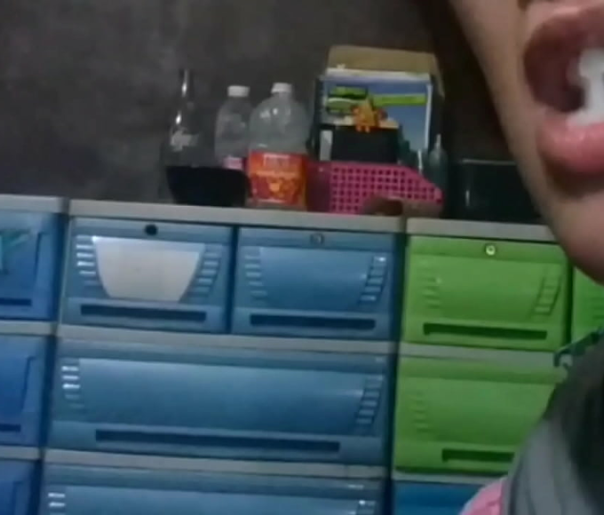 Pinay Chupa Live ~  Adore the Gorgeous Luscious MILF's Blowjob and Cum Swallow Show!