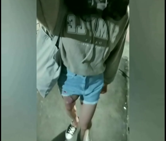 Caught in the Act! JAV Actress Masturbates on the Streets and Cums with Pleasure