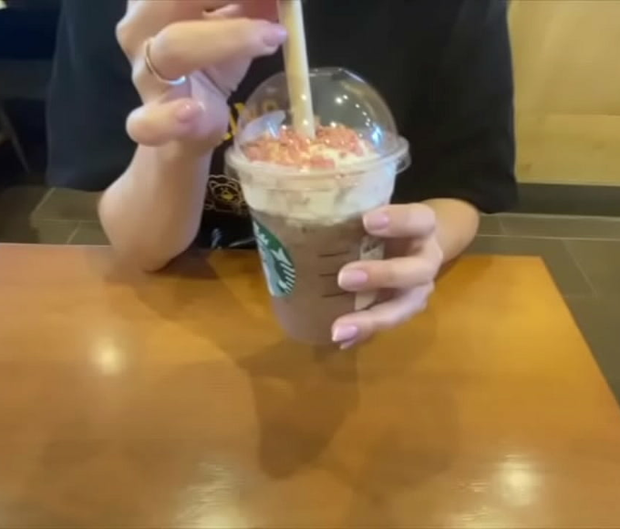 Unleash Your Inner Goddess with JAV's exclusive MILF couple - Don't miss out on the luscious Starbucks date of