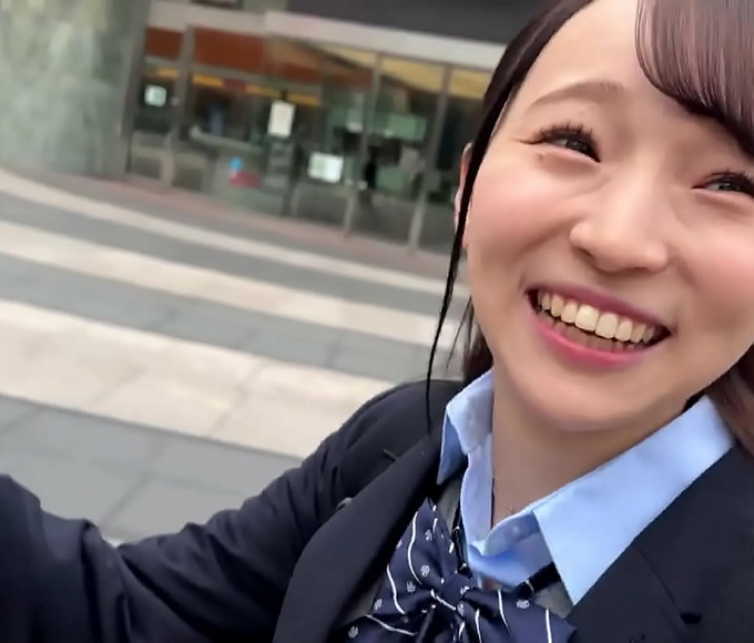 Satisfy Your Desires with Rina, the Luscious Tokyo High School Student!