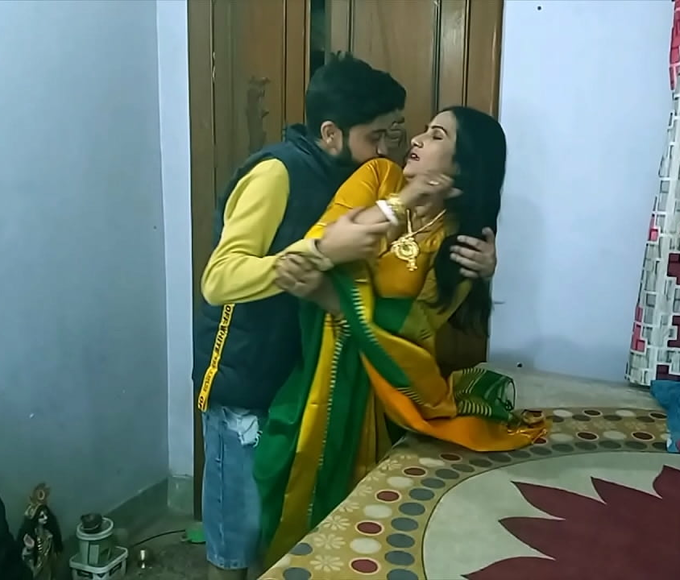 Jav Milf Reveals Her Sexy Secrets To A Luscious Indian Teen