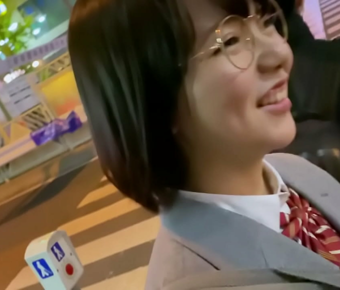 Revealed! 18-Year-Old Jav Goddess With Luscious Lips And Glasses - Exclusive Photoshoot Inside!