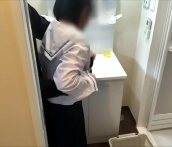 JAV Beauty's Morning Routine Revealed ~  A Peek into Her Luscious Lifestyle