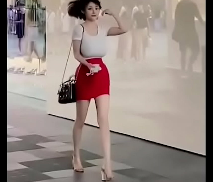 Meet The Luscious Enchantress With Alluring Bouncing Boobs On Japanese Street Tiktok!